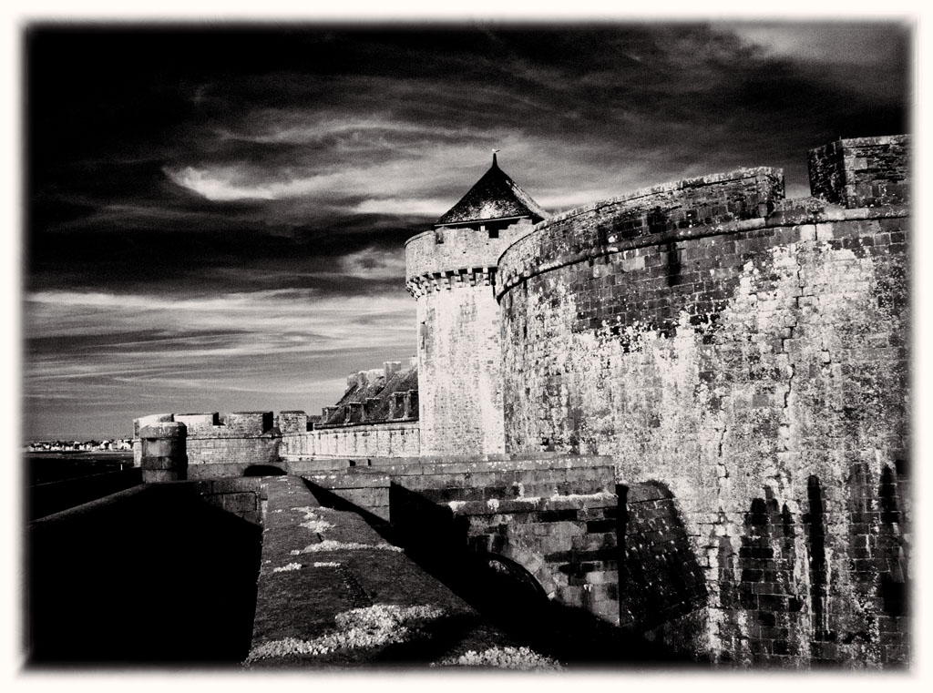 Digital B n W In Class B By Dawn Finaldi For Walled City  St Malo FEB-2021.jpg